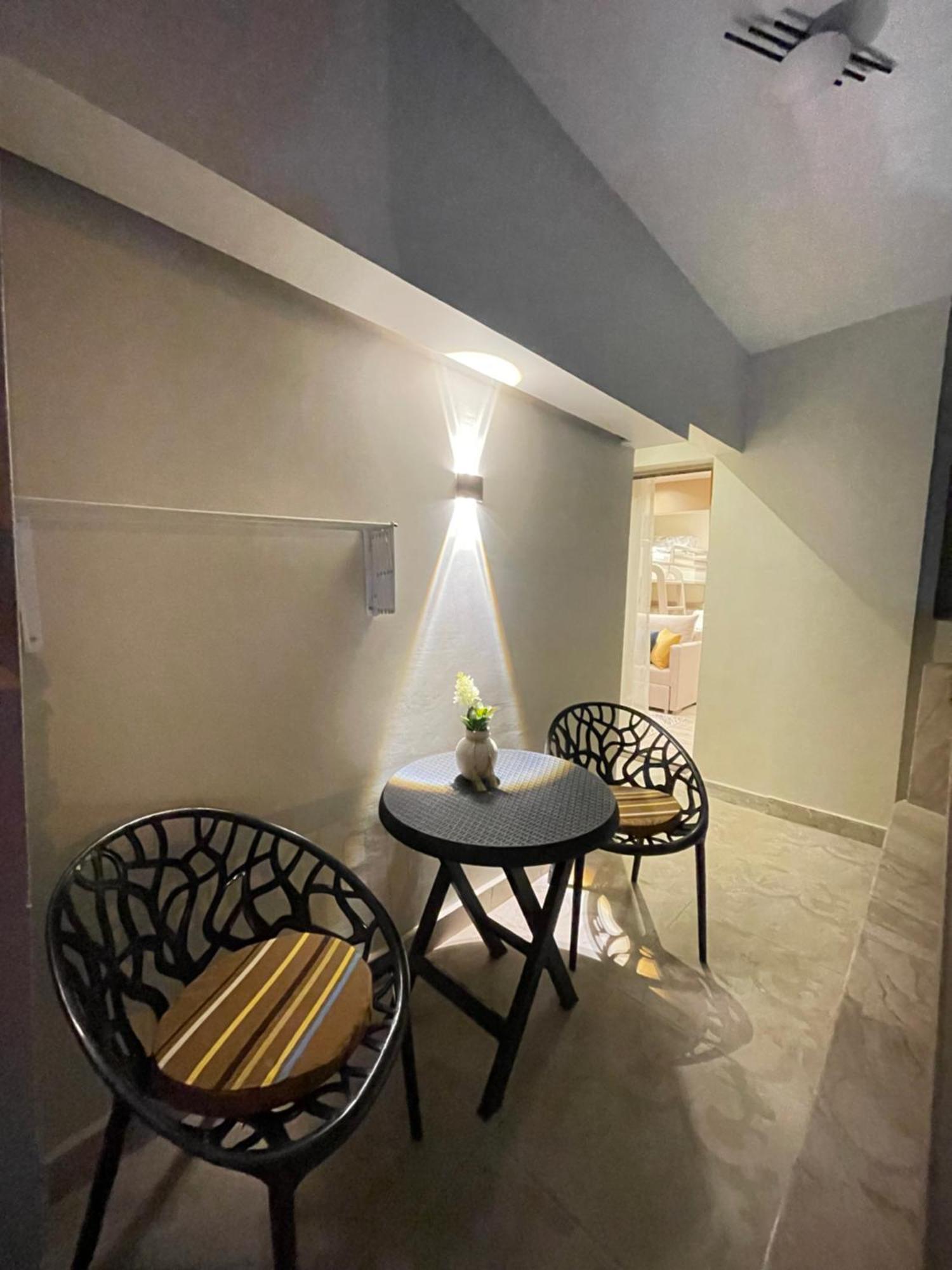 Luxury House 1200-5 *